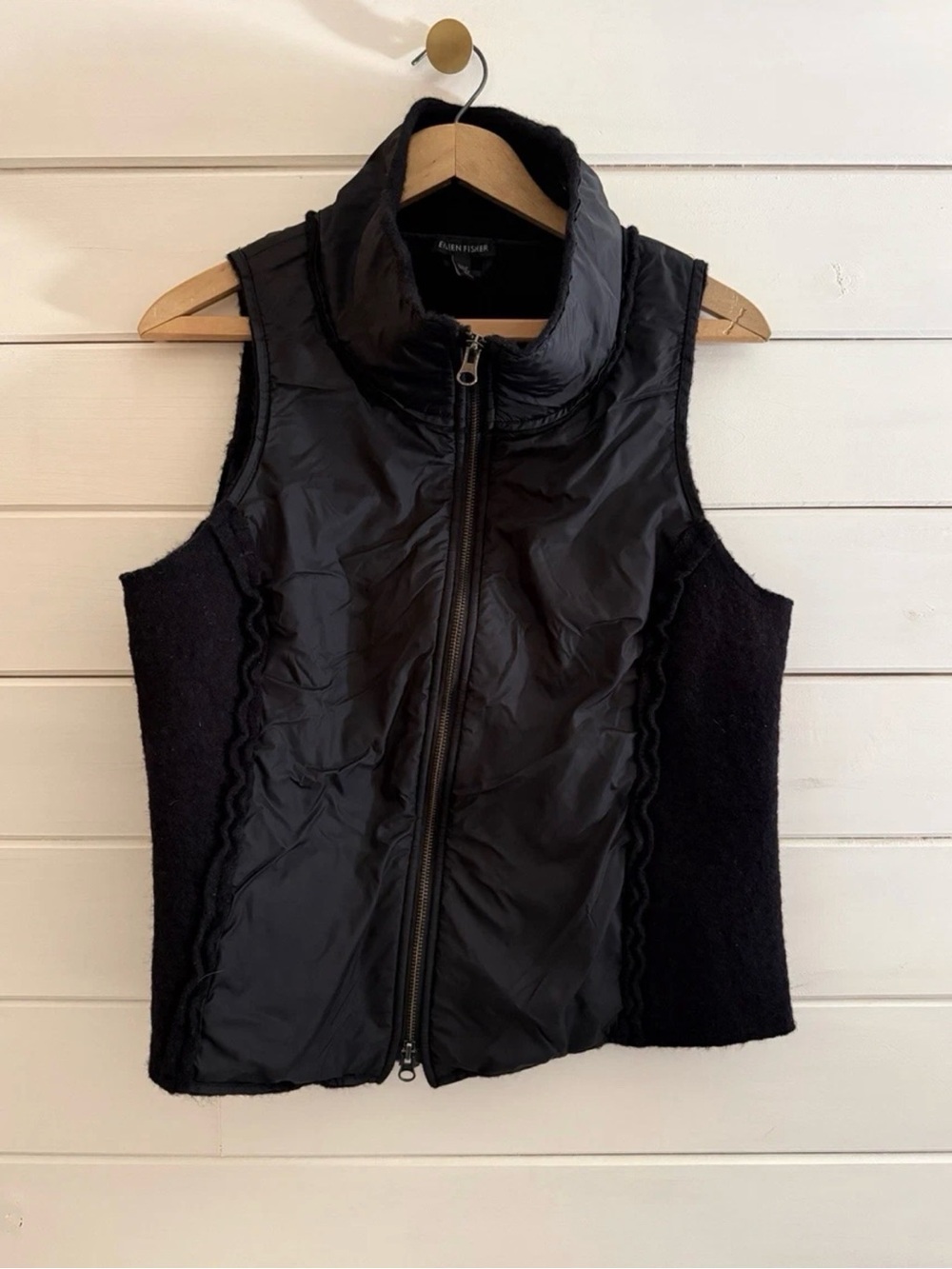 EILEEN FISHER Boiled Wool Zip Up Vest Women’s Sz MEDIUM